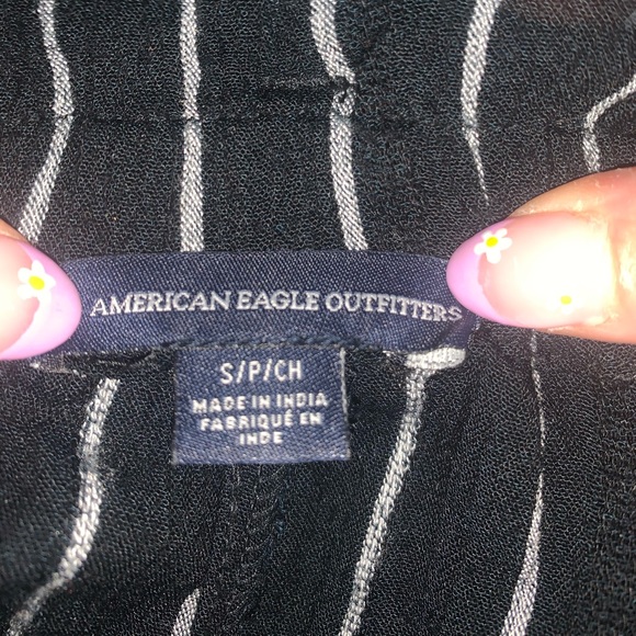 Paper Bag Shorts - American Eagle - Picture 3 of 3